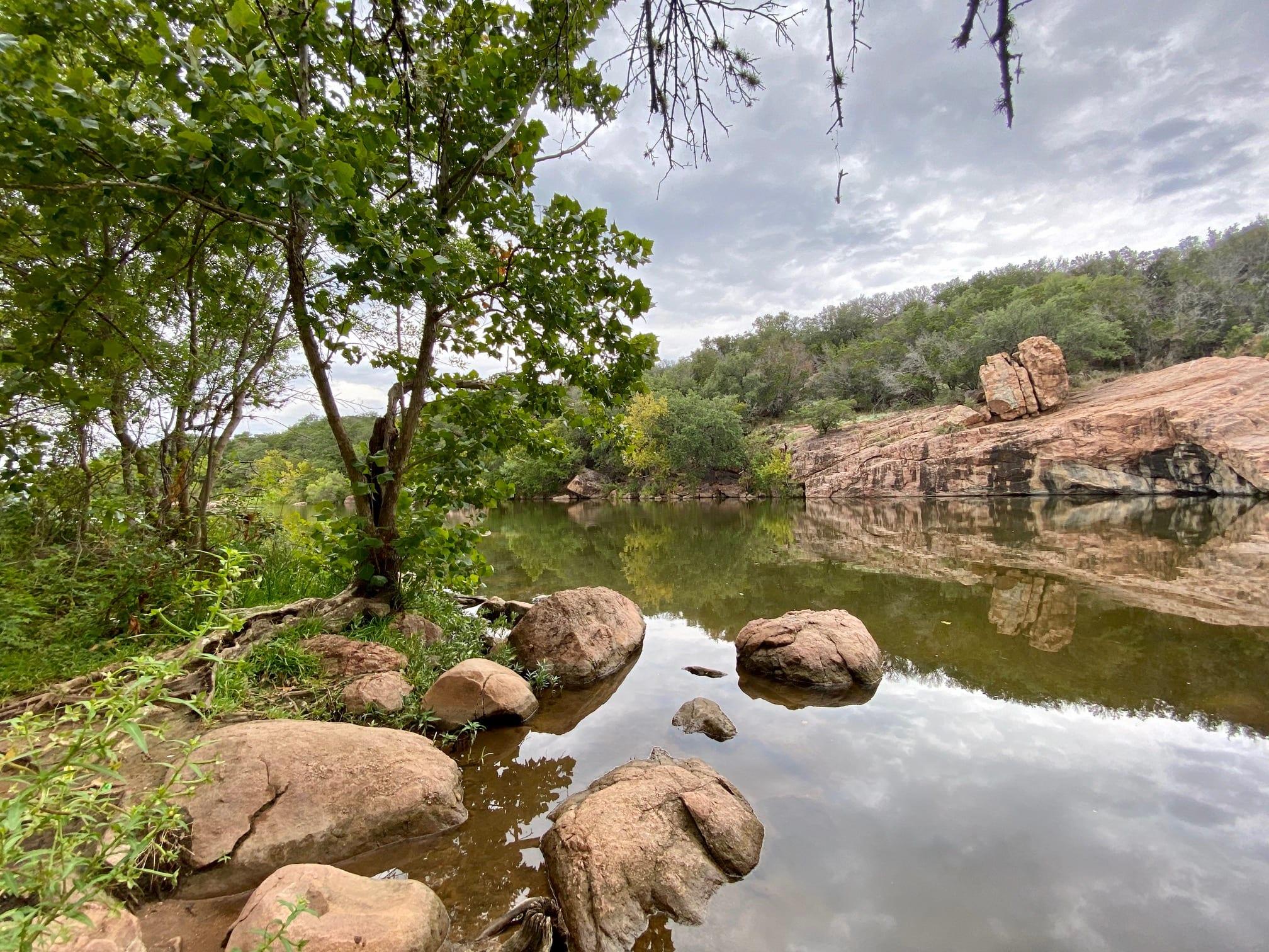 Inks Lake Rentals Hero Image
