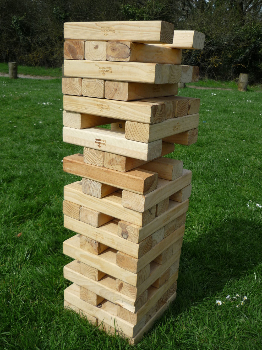 Jenga Giant game main