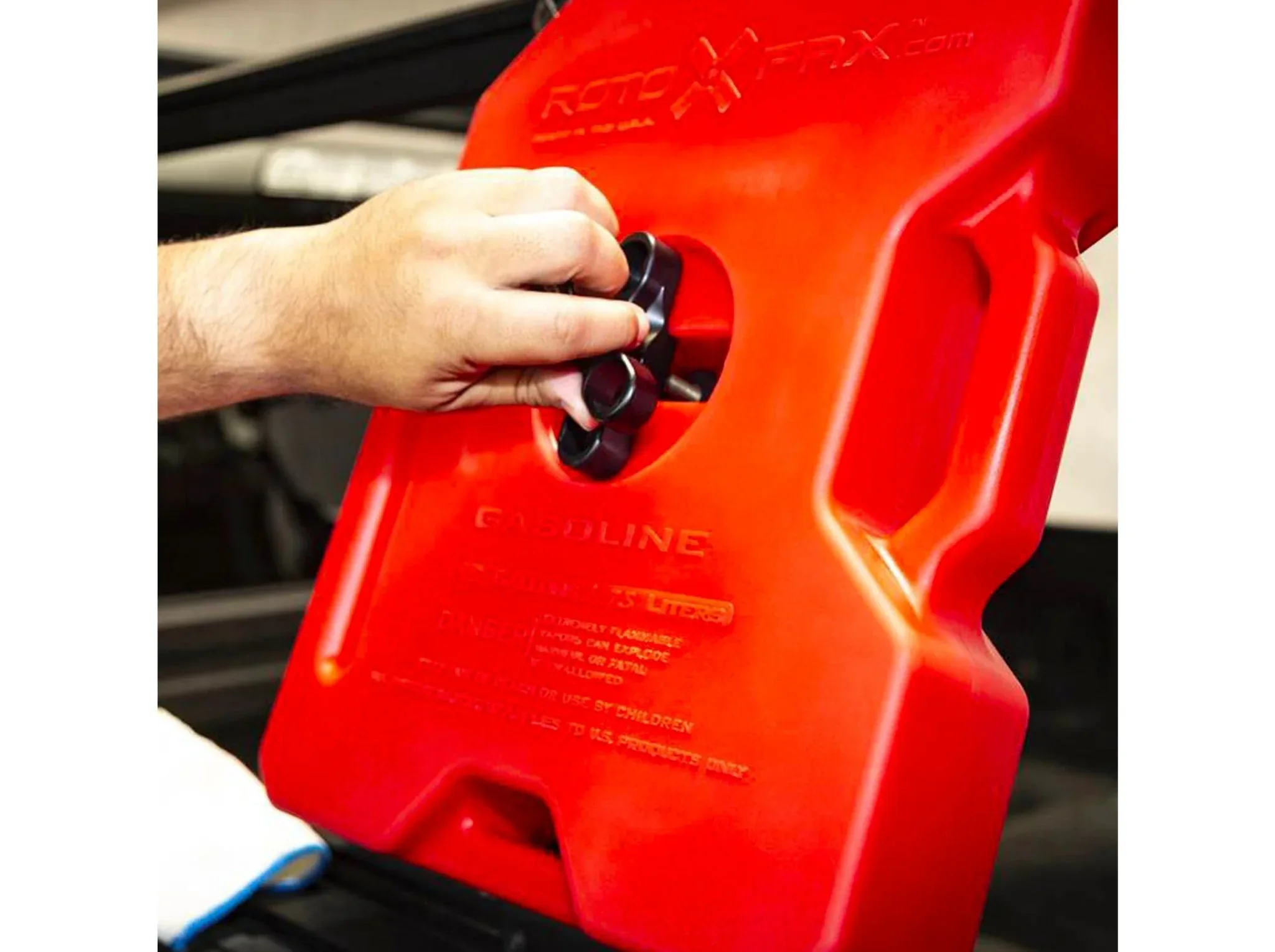 Universal Plate View4 eb83a960 7141 4e88 8de2 c4a9f2bdd9a2 1024x1024 2x